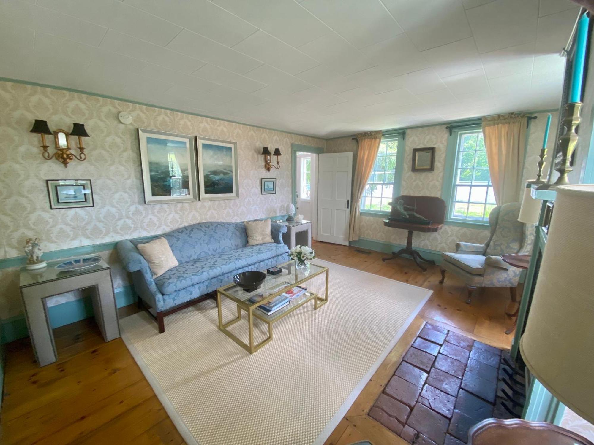וולס Holiday Guest House Bed & Breakfast מראה חיצוני תמונה
