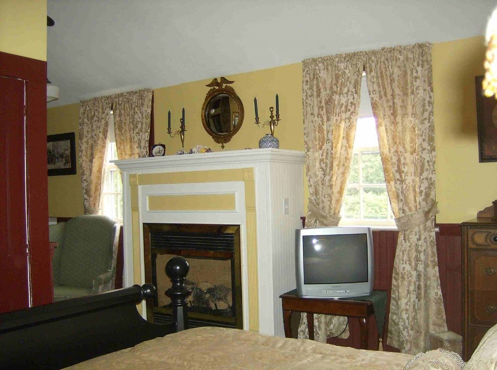 וולס Holiday Guest House Bed & Breakfast מראה חיצוני תמונה